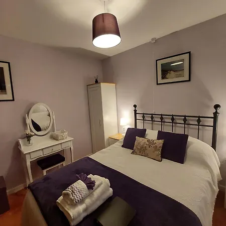 Private Apartment, Parking, Sea And Country Views Lyme Regis Exterior photo